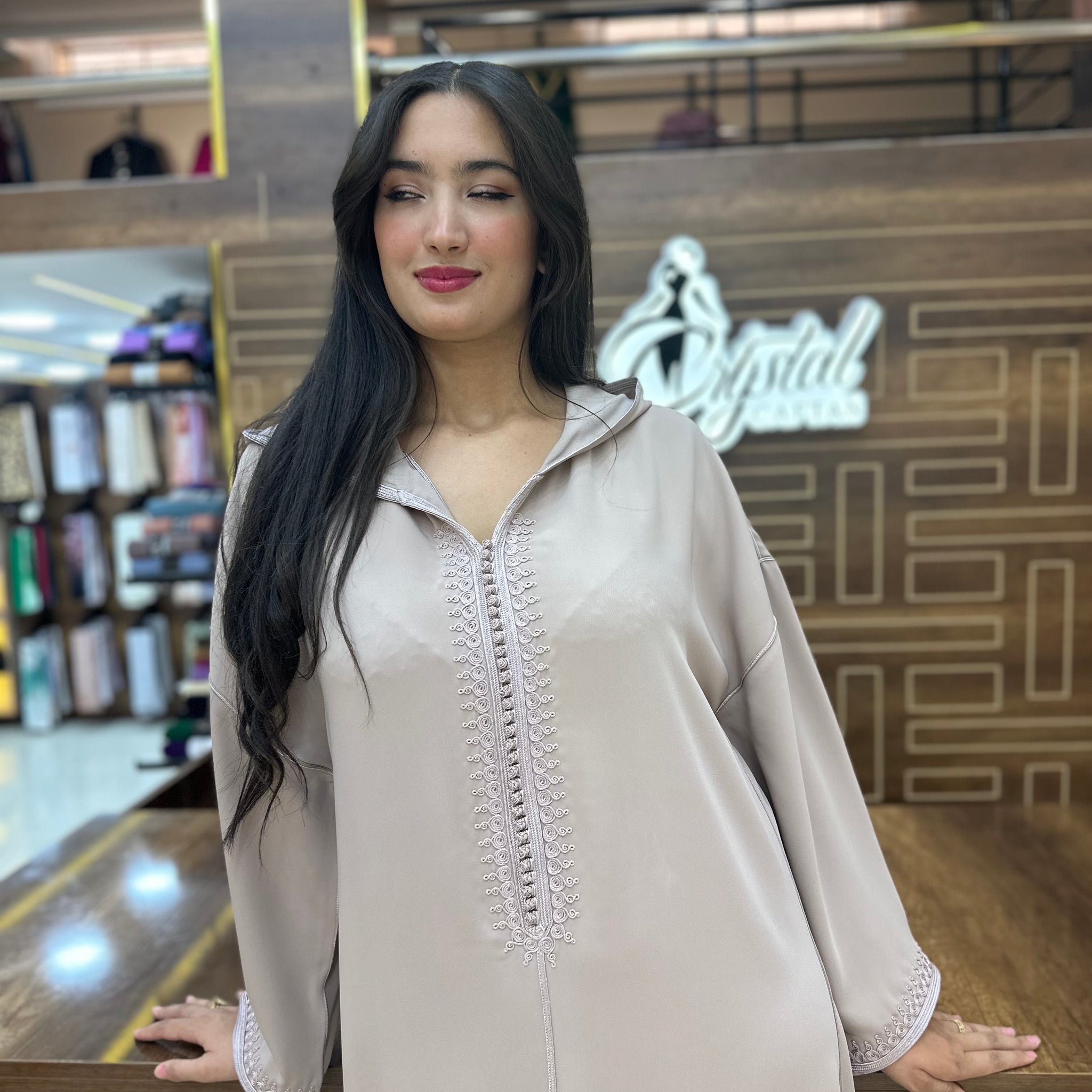 Caftan marocain simple – Taupe chaud